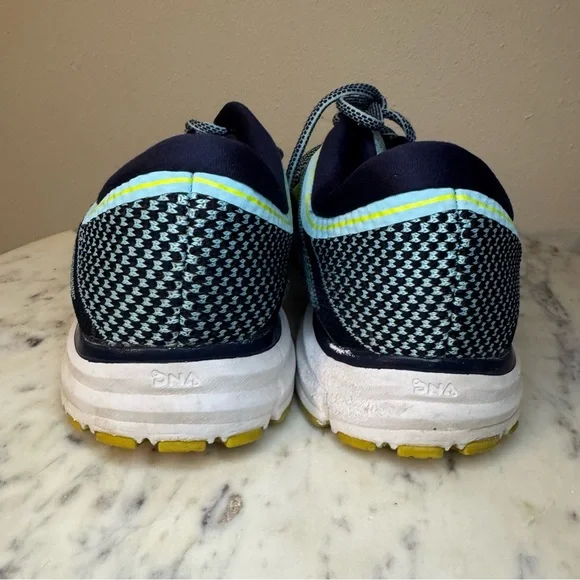 Brooks Revel Shoes Size 11 Womens
Very good condition blue green running - Picture 6 of 12